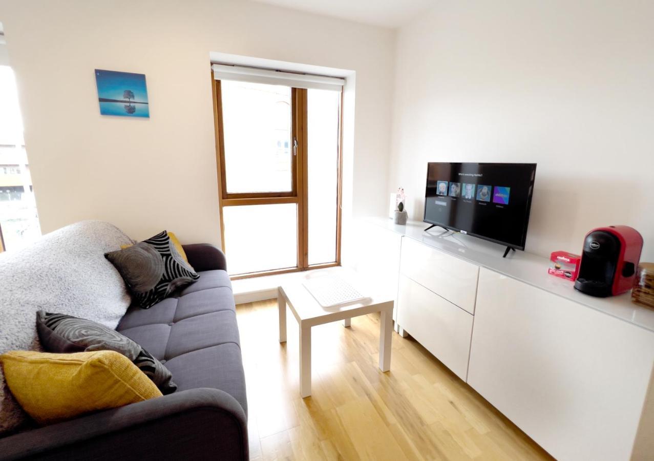 Lovely 1 Bedroom Apartment In South East Londres Extérieur photo