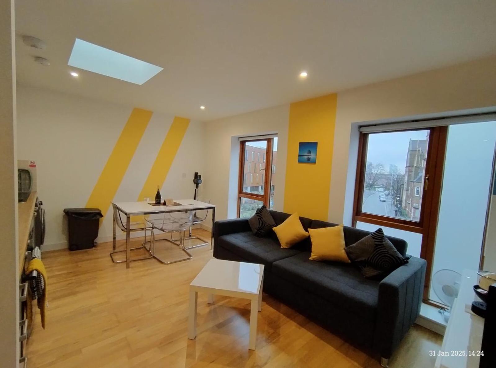 Lovely 1 Bedroom Apartment In South East Londres Extérieur photo