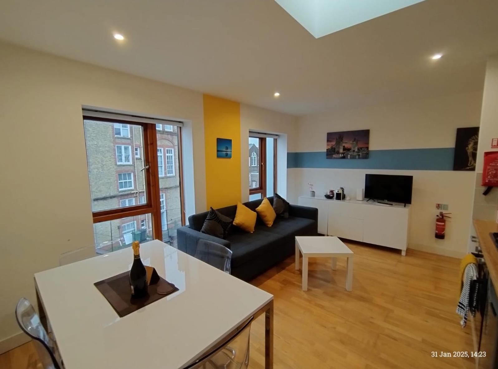 Lovely 1 Bedroom Apartment In South East Londres Extérieur photo